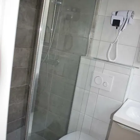 Hotel Puy De Dome Paris