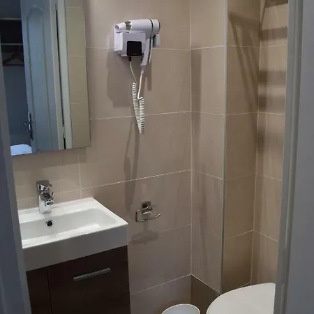 Puy De Dome Hotel Paris