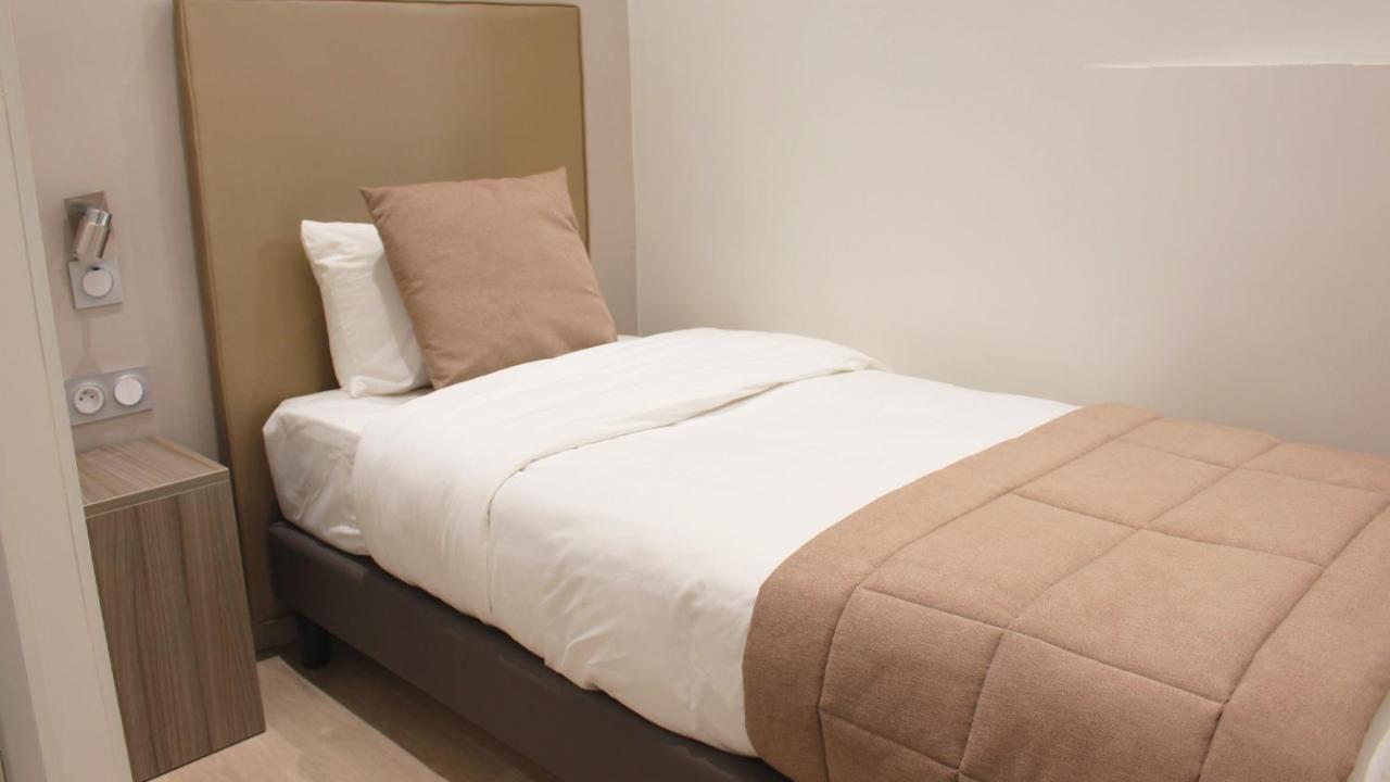 Puy De Dome Hotel Parigi